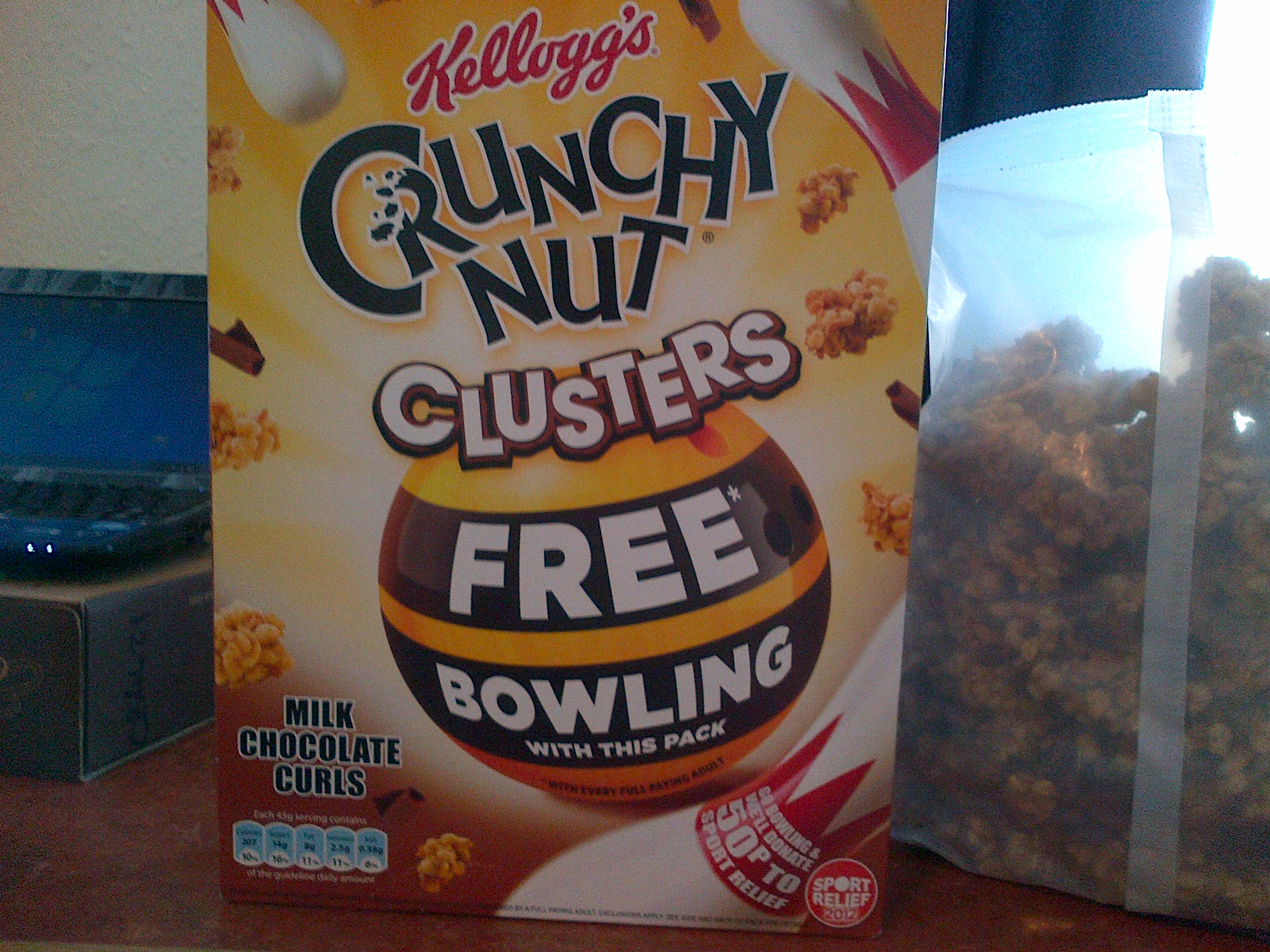 Kellogg's Crunchy Nut Honey & Nut Clusters Breakfast Cereal
